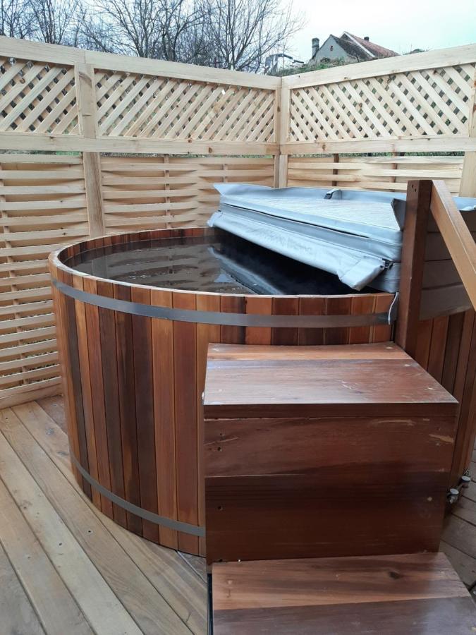 Apartmani Zuti Leptir Vrdnik Εξωτερικό φωτογραφία