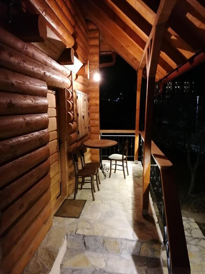 Apartmani Zuti Leptir Vrdnik Εξωτερικό φωτογραφία