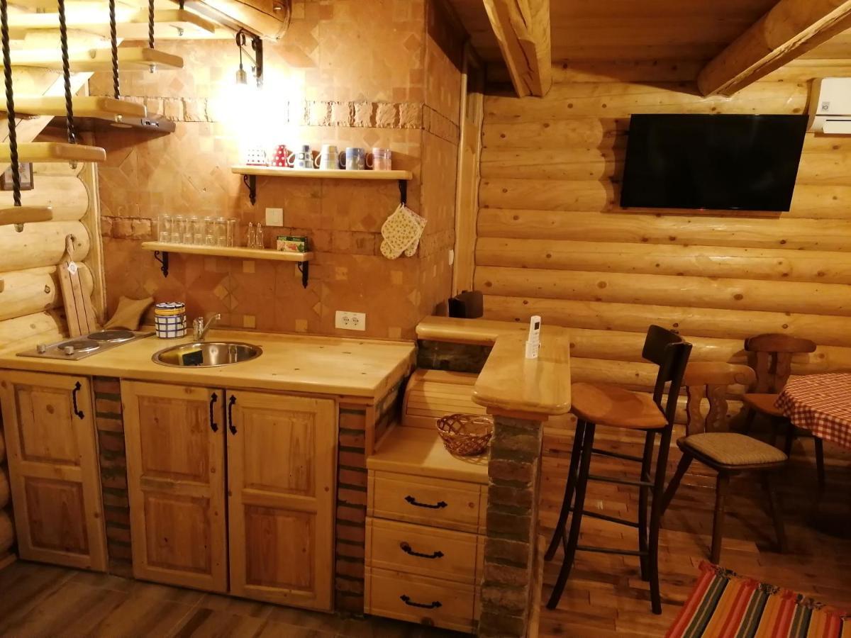 Apartmani Zuti Leptir Vrdnik Εξωτερικό φωτογραφία