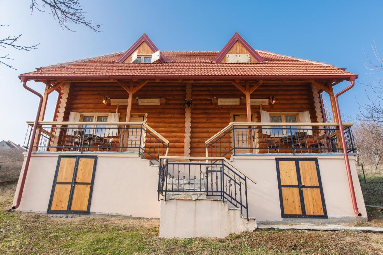 Apartmani Zuti Leptir Vrdnik Εξωτερικό φωτογραφία